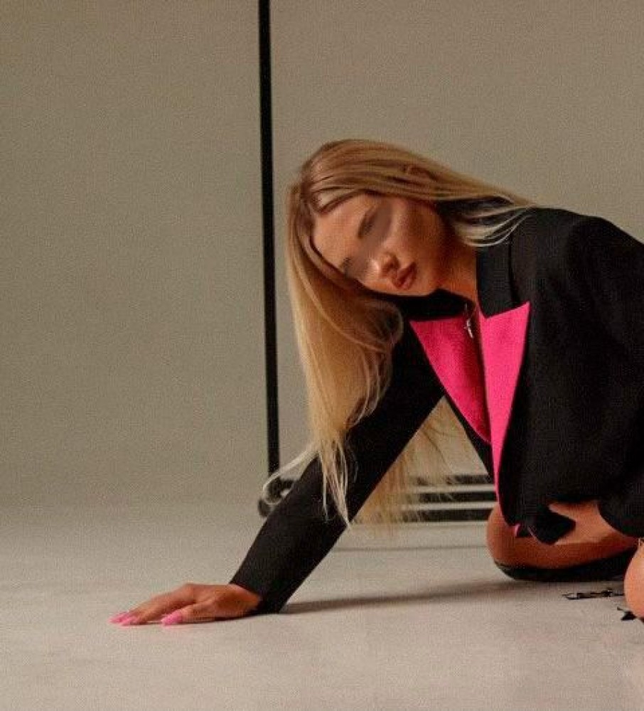 Индивидуалка Аделина фото № 2 в городе Волжский