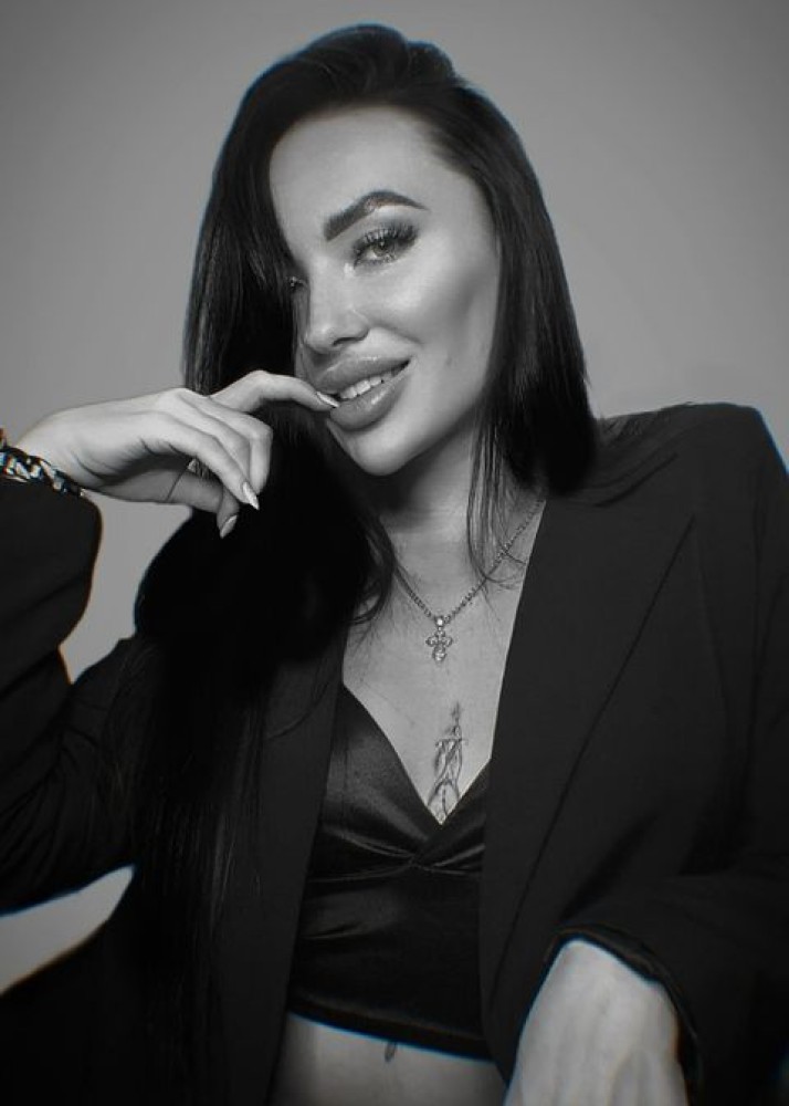 Индивидуалка Аделина главное фото в городе Волжский 