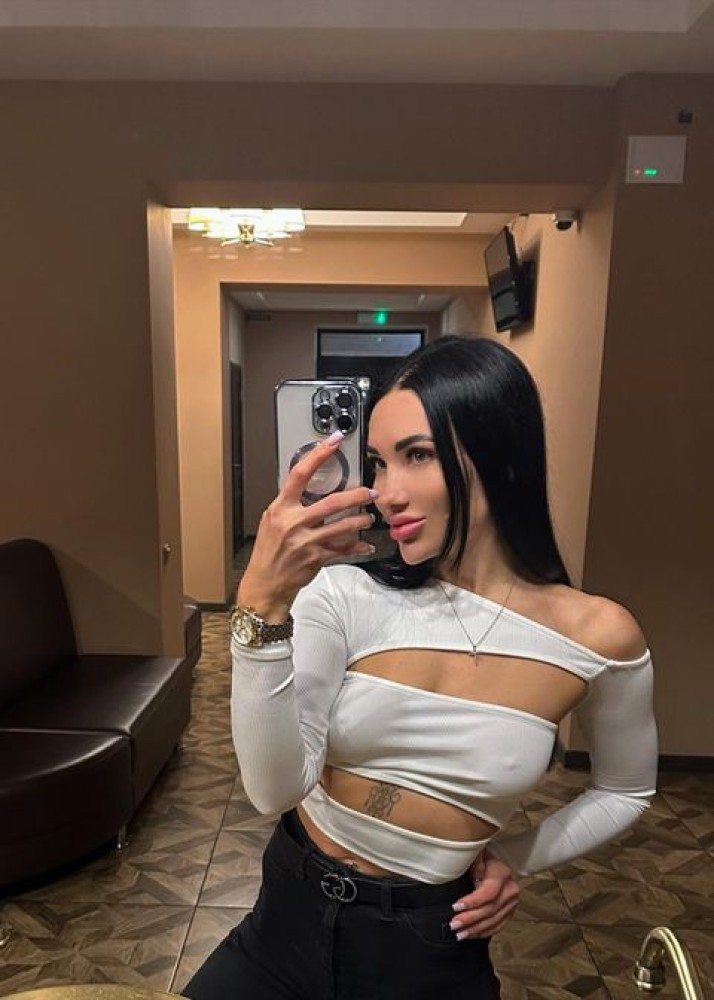 Индивидуалка Аделина фото № 2 в городе Волжский