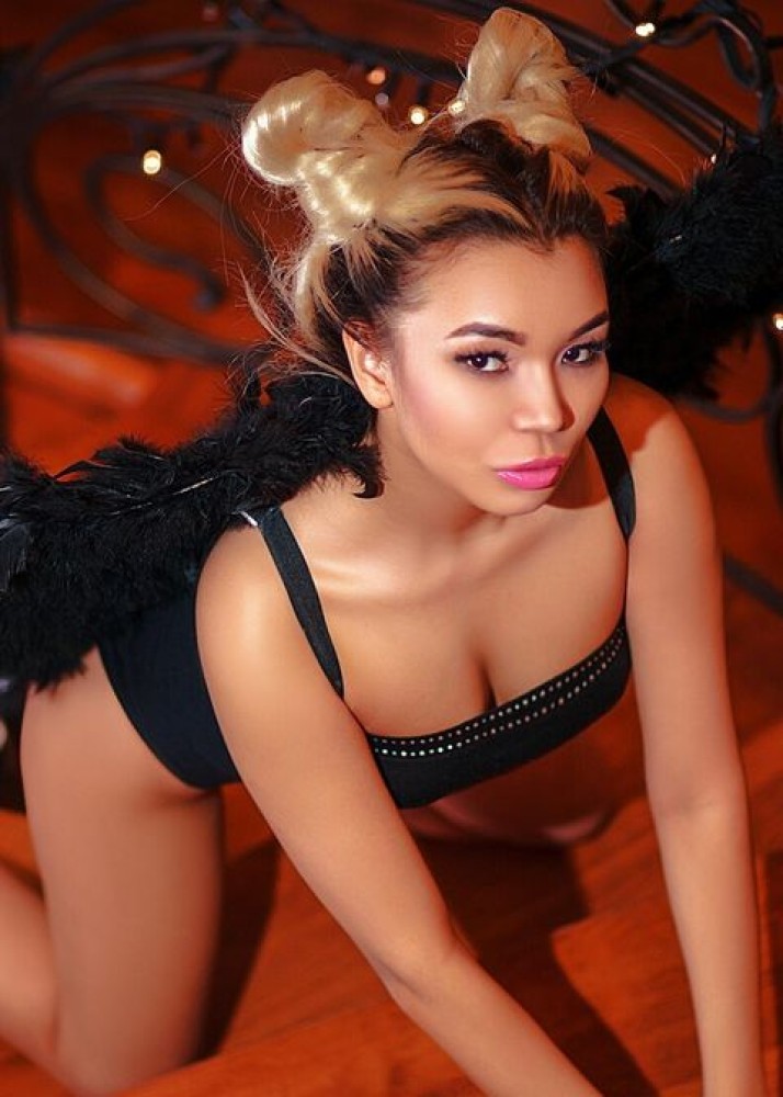 Индивидуалка Эля фото № 2 в городе Волжский