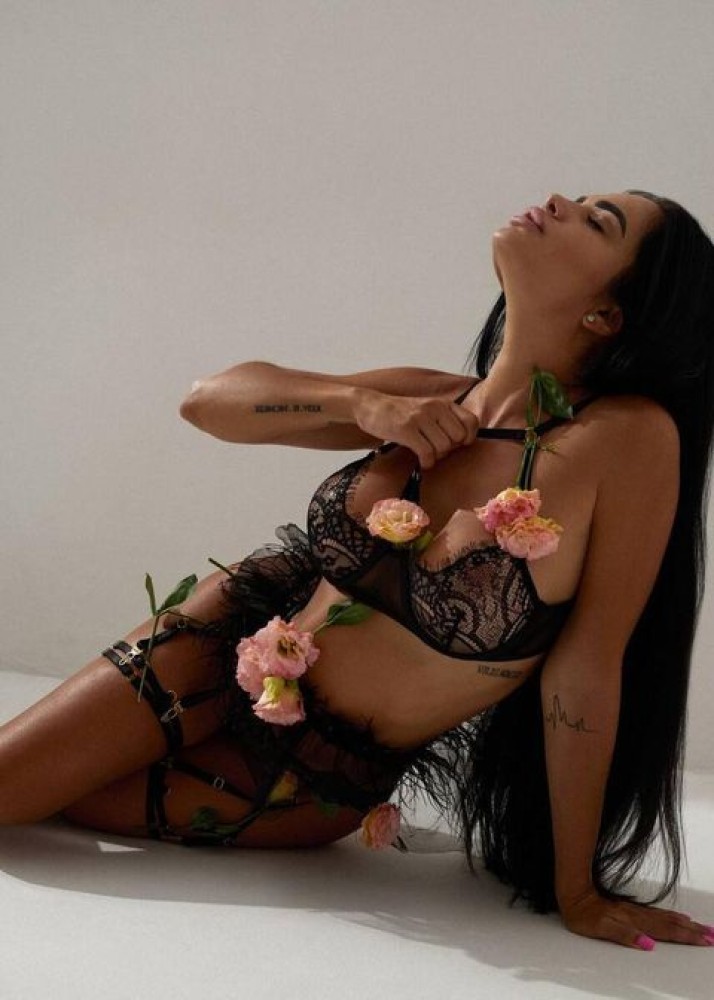 Индивидуалка Эвелина фото № 2 в городе Волжский