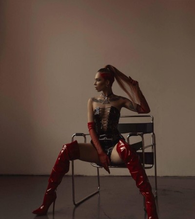 Полина, Г. Волжский