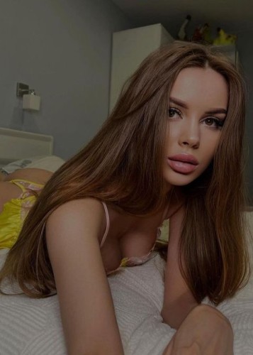 Виктория, Г. Волжский